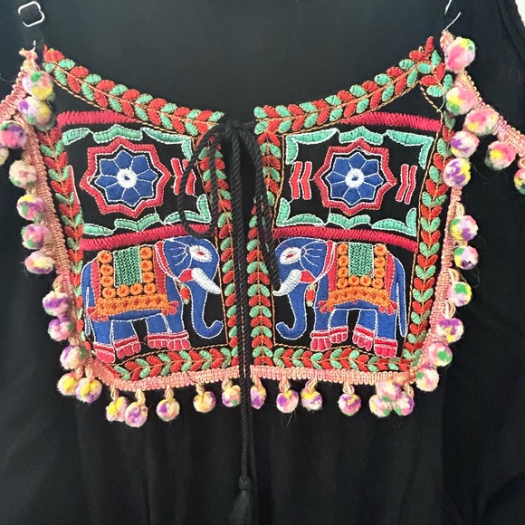 Boutique Cold Shoulder Shirt  Size Large. Colorful Embroidery Pompoms Tassel Tie - Picture 8 of 10